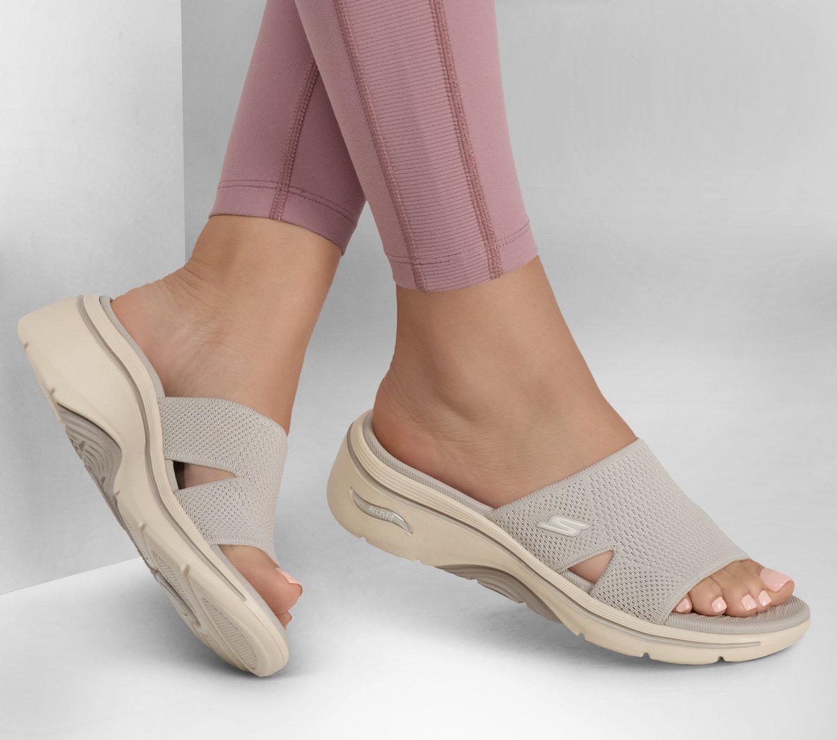 GO WALK Arch Fit 2.0 Sandal - Dakota Women Skechers for sale