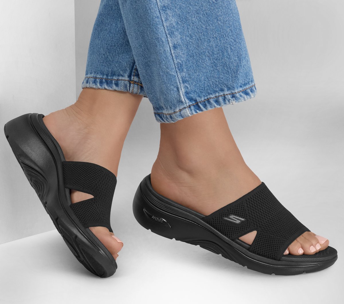 GO WALK Arch Fit 2.0 Sandal - Dakota Women Skechers online
