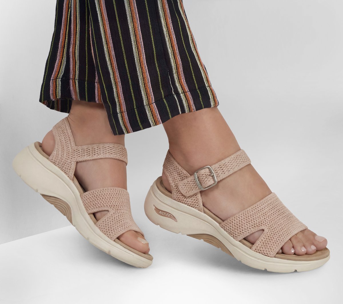 GO WALK Arch Fit 2.0 - Sage Women Skechers online