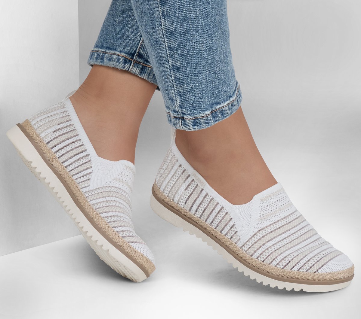 BOBS Flexpadrille LO - So Chic Women Skechers for sale